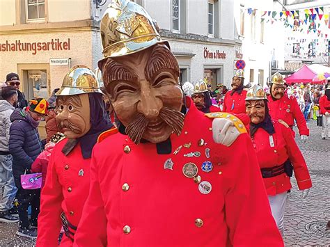 So Bunt Ist Der Umzug Beim Gro En Narrentreffen In Tiengen S Dkurier