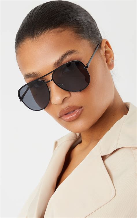 Black On Black Oversized Aviator Sunglasses Accessories Prettylittlething Ire