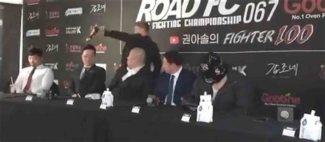 video mma star  attacked   bottle  soya sauce
