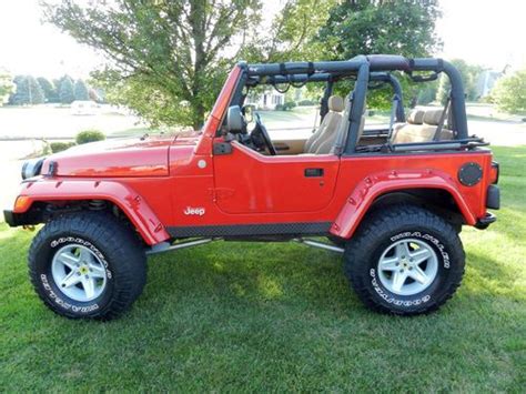 Find Used 1997 Jeep Wrangler Sport Sport Utility 2 Door 40l In