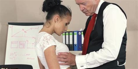 My Hot New Secretary Tnaflix