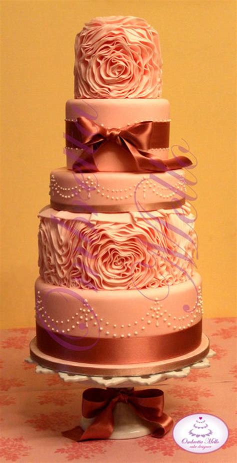 Rose Ruffles Decorated Cake By Ombretta Mello Cakesdecor