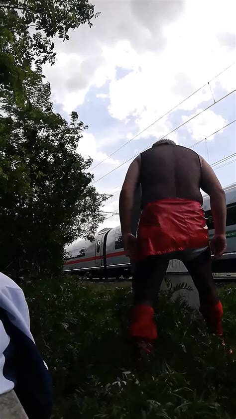 Chantal Am Zug Free Solo Man HD Porn Video XHamster