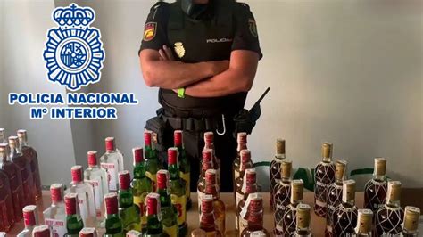 Detenidos Dos Hombres Por Sustraer Botellas De Alcohol Para Venderlas