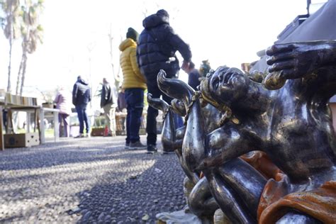 Il Mercatino Delle Pulci A Catania Tra Antichit E Sapori Quando E