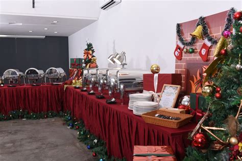 Guidelines For Ordering Christmas Catering RunningMen Catering