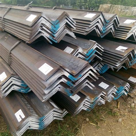 Standard Sizes And Thickness Galvanized Hot DIP Galvanized Steel Angle Iron Bar Price Angle Iron