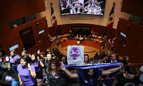 Video Mujeres Dan La Espalda A Fernández Noroña En Declaratoria De Ley 3 De 3 Contra La