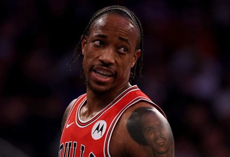 NewYorkPost Kings Land DeMar DeRozan In 3 Year 74 Million Sign And