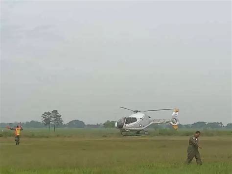 Tiga Helikopter Colibri Mendarat Di Helipad Lanud Sugiri Sukani