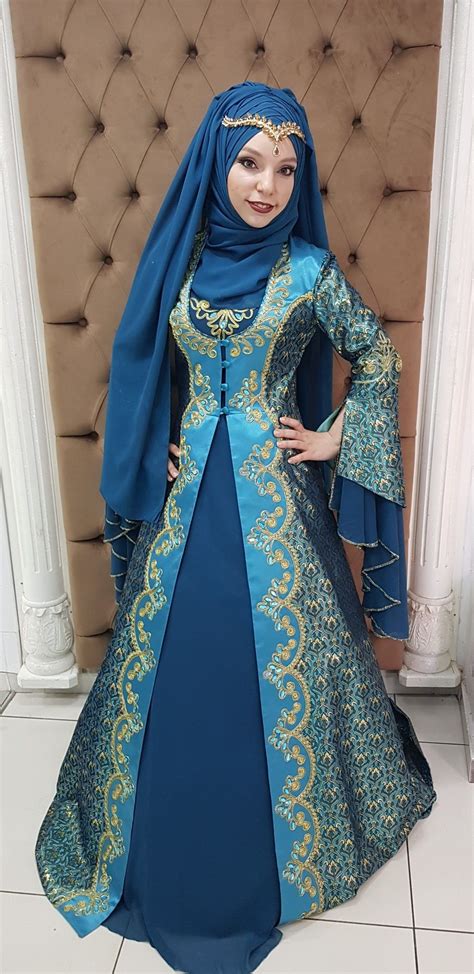 Pin by suukuaför gülden on Kına baslari | Womens dresses, Traditional ...