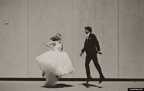 These Glorious Wedding GIFs Will Make You Want To Raise Your Wedding