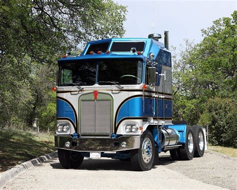 1979 Kenworth K100C Aerodyne