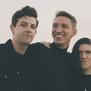 The xx - Albums, Songs, and News | Pitchfork