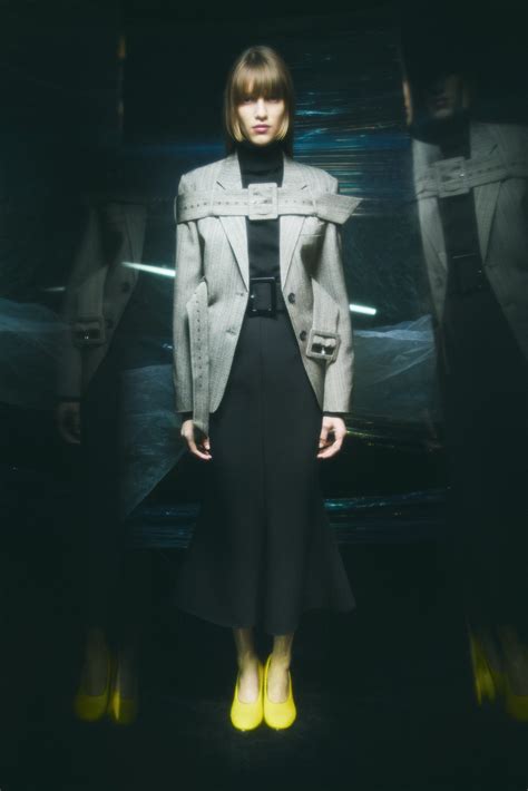 Christopher Kane Pre Fall 2023 Fashion Show The Impression