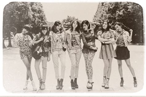 T-ara Roly Poly Black & White concept pictures « T-ara Korean