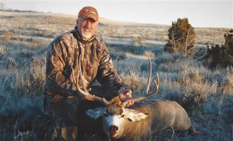 South Dakota Mule Deer Hunts