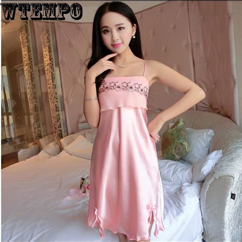 Wtempo Home Service Dress Thin Silk Short Sleeved Nightdress Female Summer Ice Silk Comprar A