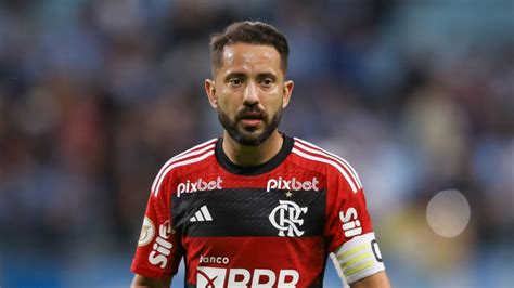 Everton Ribeiro Se Despede Do Flamengo