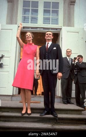 Filke Prinzessin Margrethe Und Henri Laborde De Monpezat Bei Ihrer