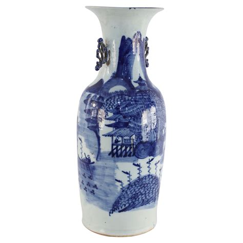 Chinese White And Blue Chrysanthemum And Bird Porcelain Urn For Sale At