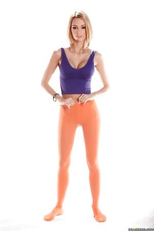 Sexy Blonde Boobs XXX Dessert