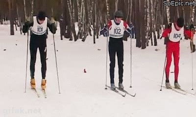 5 Ski GIF Fails For Your Friday | Unofficial Networks