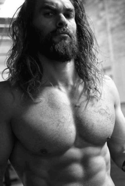 Cada Vez M S Fitness El Incre Ble Cuerpo De Jason Momoa A Los A Os