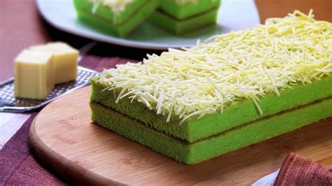 Resep Bolu Kukus Pandan, Anti Ribet dan Mudah Dibuat!