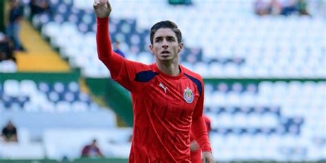 Chivas Aclaran Cu L Es La Situaci N De Isaac Brizuela En El Mercado