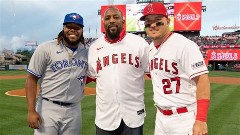 Inspirado Por Su Padre Vlad Guerrero Jr Forja Su Propio Camino Momento Deportivo Rd