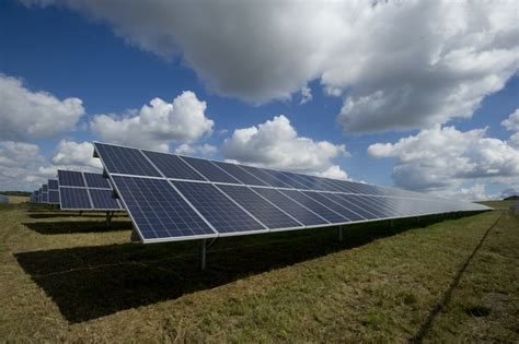 Worlds Largest Concentrated Solar Power Project Launched In Dubai