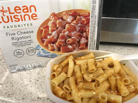 Lean Cuisine Five Cheese Rigatoni Has An Alright Amount Of Sauce And