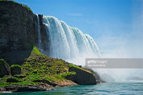 Niagara Falls High Res Stock Photo Getty Images