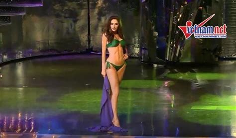Hương Giang Idol tự tin trình diễn bikini tại Hoa hậu Chuyển giới