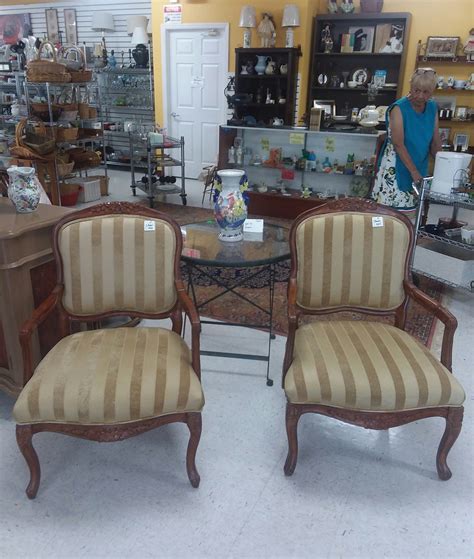 Finders Keepers Resale Shop OPEN until 2pm today😎 #Thrift #