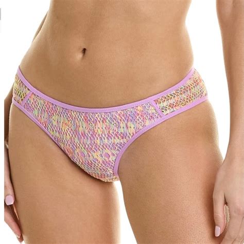 Becca Swim Sold Becca Crochet Hipster Bikini Bottom Poshmark