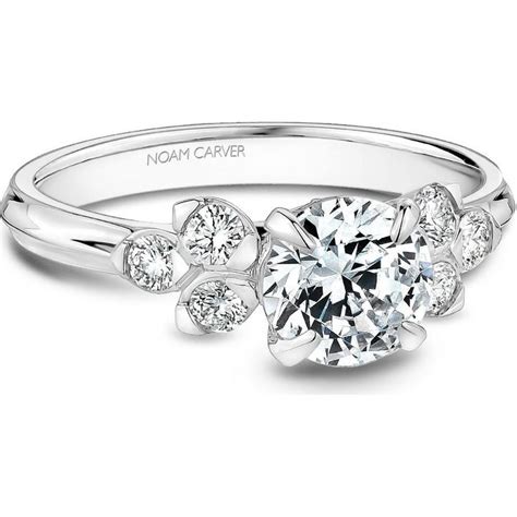 Round Cut Diamond Engagement Ring With Diamond Clusters In White Gold