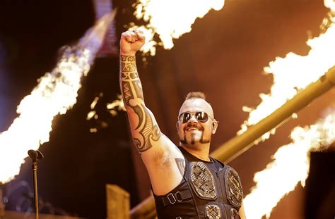 Why Sabaton Have Chosen to Avoid Making Political Statements