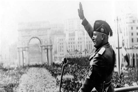 Mussolini E Il Fascismo La Sua Ascesa E Le Prime Azioni Studenti Top