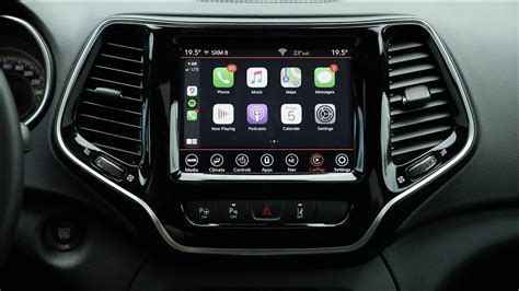 Why We Like Fca S Uconnect Infotainment System In Jeep Dodge And Chrysler Vehicles Driving