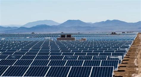 La Chine Lance La Plus Grande Centrale Solaire Au Monde Dune Capacit