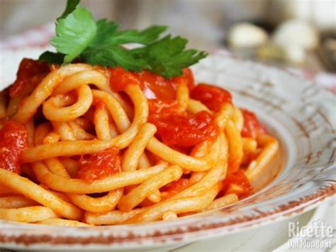 Pici All Aglione Ricetta Toscana RicetteDalMondo It