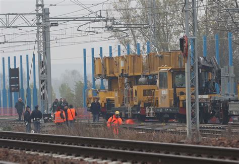 Operaio Travolto Sulla Milano Brescia Circolazione Ripresa Ritardi E