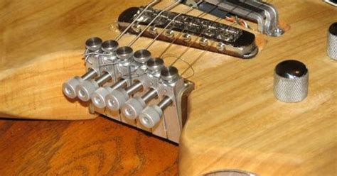 Ingenious Diy Headless Guitar Tuning Solution Guitars Pinterest