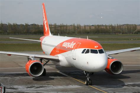 G Ezap Easyjet A G Ezap Airbus A Easyjet Built Flickr