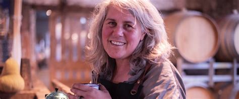 sue bell palm beach net worth