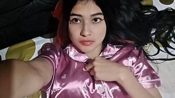 Caliente latina chica despertando solo coño masturbación CASERO REAL XVIDEOS