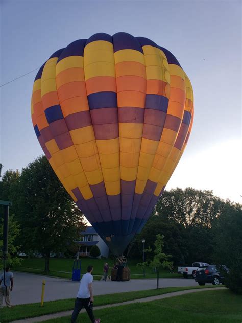 When A Hot Air Balloon Lands In Your Front Yard What A Spectacle R Bloomington