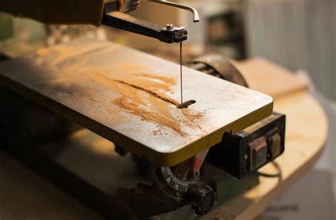 Scroll Saw Vs Band Saw What S The Difference Tools First